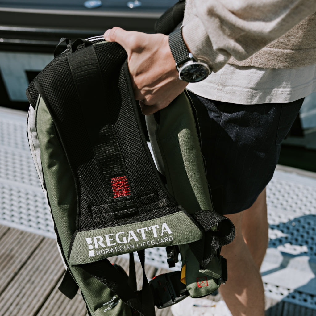 Oppbevaring av flyt- og redningsvester